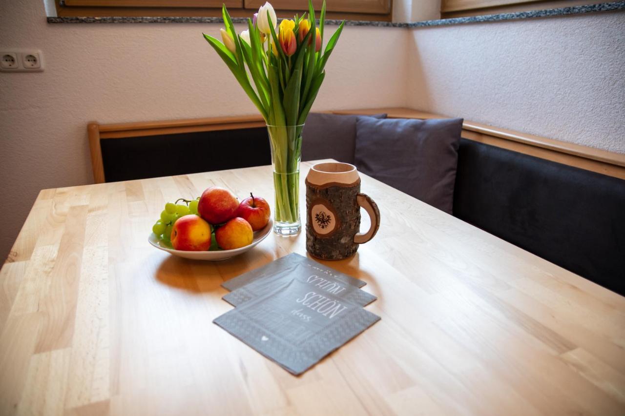 Haus Raggl Apartment Landeck Ngoại thất bức ảnh